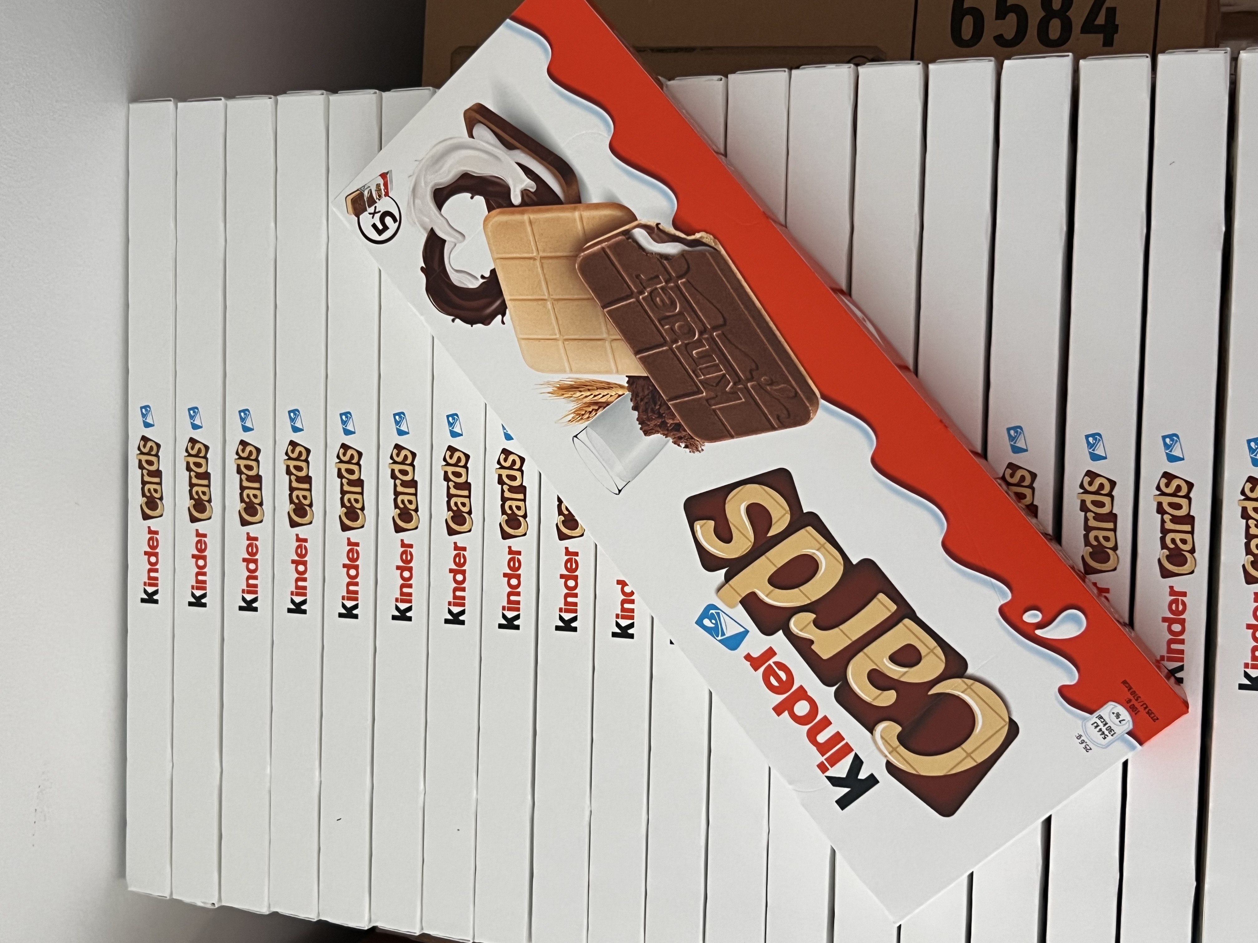 Kinder cards