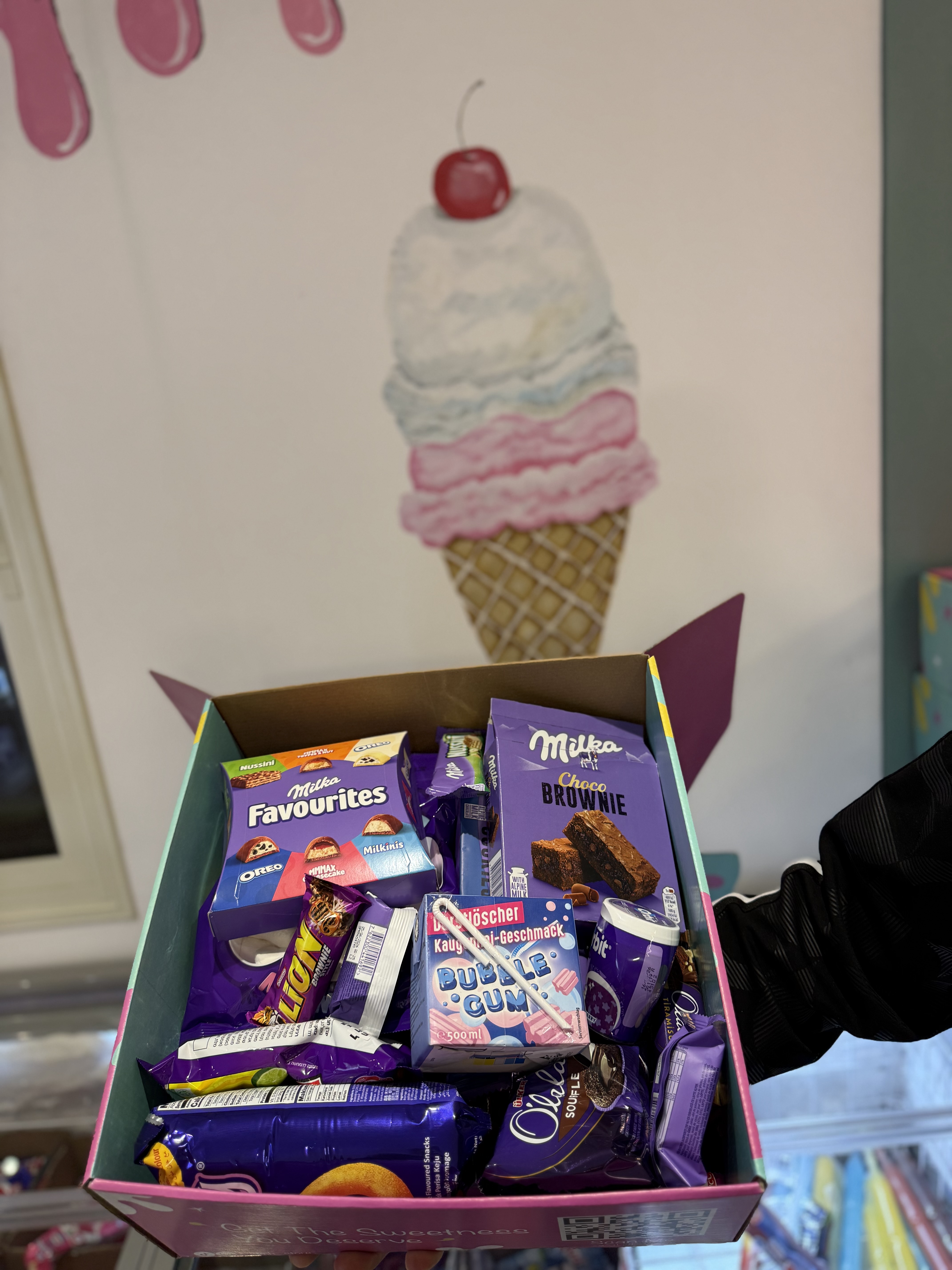 بوكس لون بنفسجي